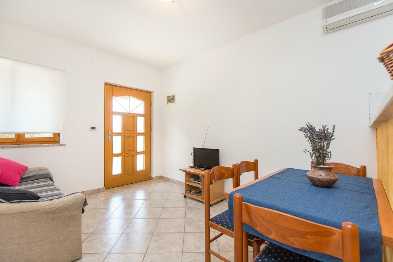 Apartment Ana Labin  Bagian luar foto